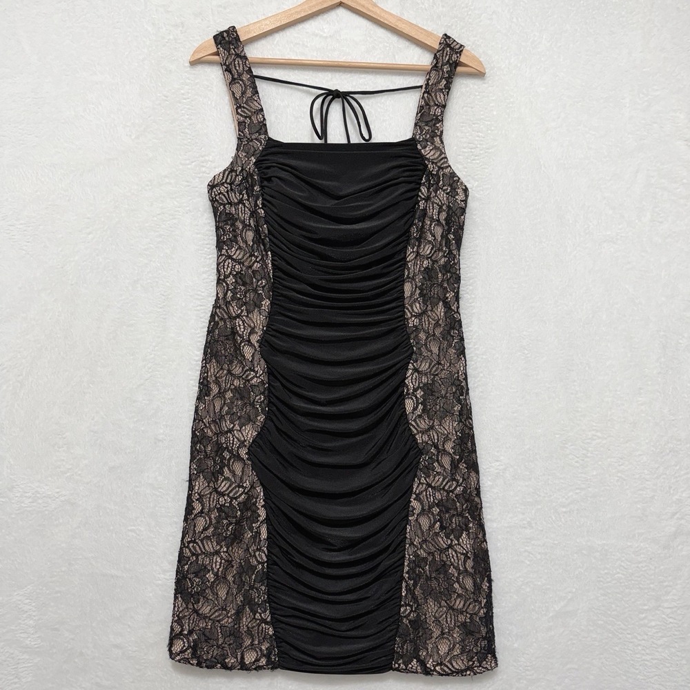 Betsy‎ & Adam Lace Bodycon Black Nude Dress - Picture 2 of 9